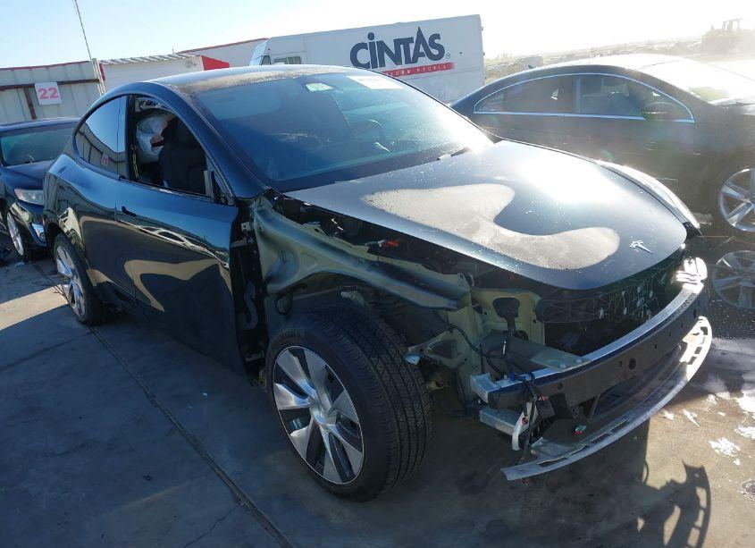 2023 Tesla Model Y AWD/LONG RANGE DUAL MOTOR ALL-WHEEL DRIVE (VIN 7SAYGAEE4PF797666) main photo