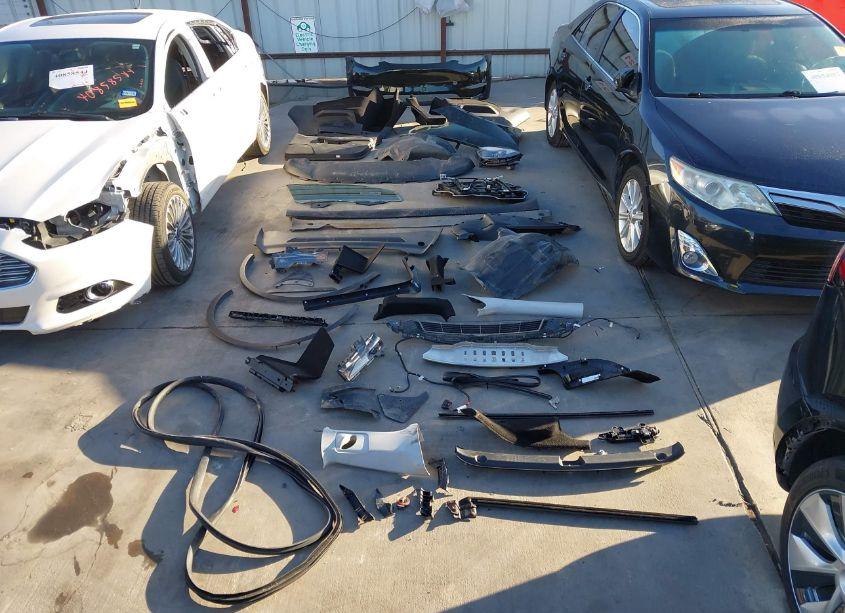 Photo 12 of 2023 Tesla Model Y AWD/LONG RANGE DUAL MOTOR ALL-WHEEL DRIVE (VIN 7SAYGAEE4PF797666)