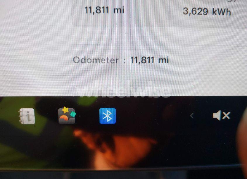 Photo 7 of 2023 Tesla Model Y AWD/LONG RANGE DUAL MOTOR ALL-WHEEL DRIVE (VIN 7SAYGAEE4PF878635)