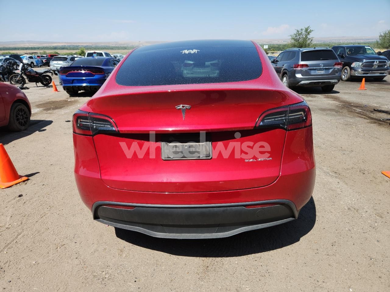 Photo 6 of 2023 TESLA MODEL Y (VIN 7SAYGAEE4PF923752)