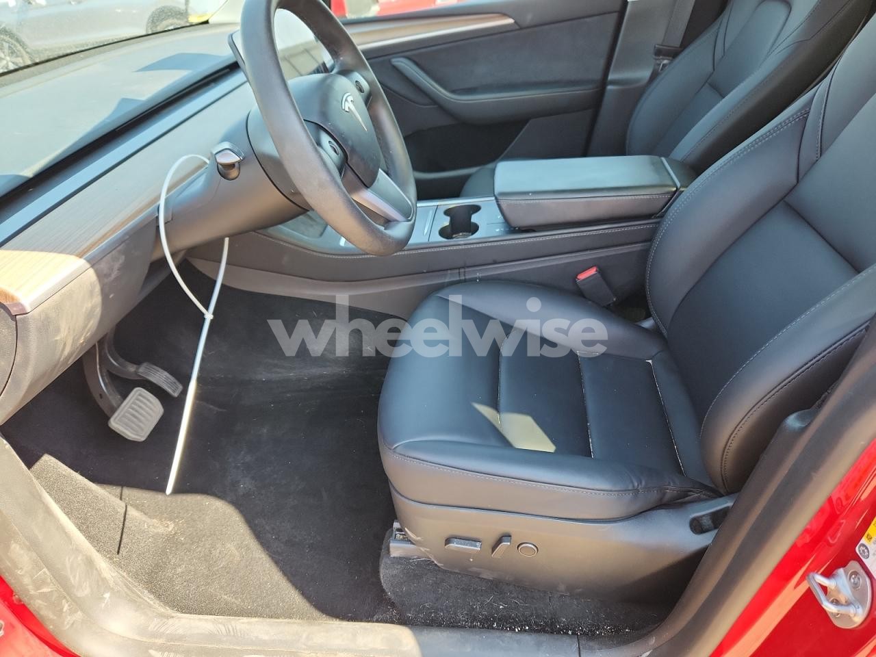 Photo 7 of 2023 TESLA MODEL Y (VIN 7SAYGAEE4PF923752)