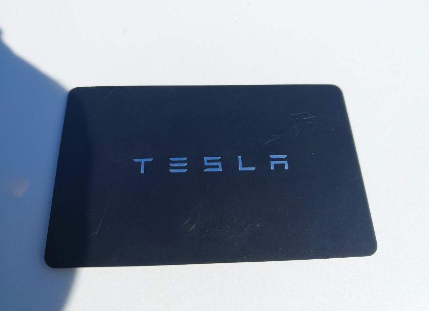 Photo 11 of 2023 Tesla Model Y AWD/LONG RANGE DUAL MOTOR ALL-WHEEL DRIVE (VIN 7SAYGAEE4PF969503)