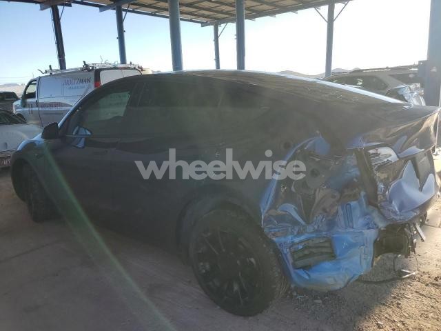Photo 2 of 2024 TESLA MODEL Y (VIN 7SAYGAEE4RF152082)