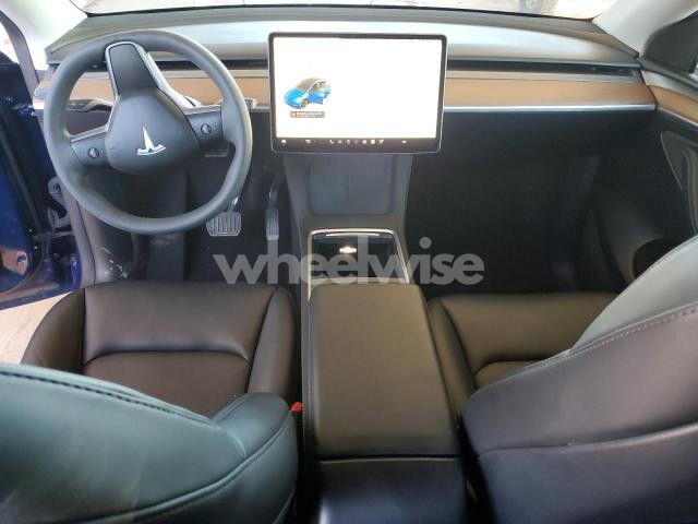 Photo 6 of 2024 TESLA MODEL Y (VIN 7SAYGAEE4RF152082)
