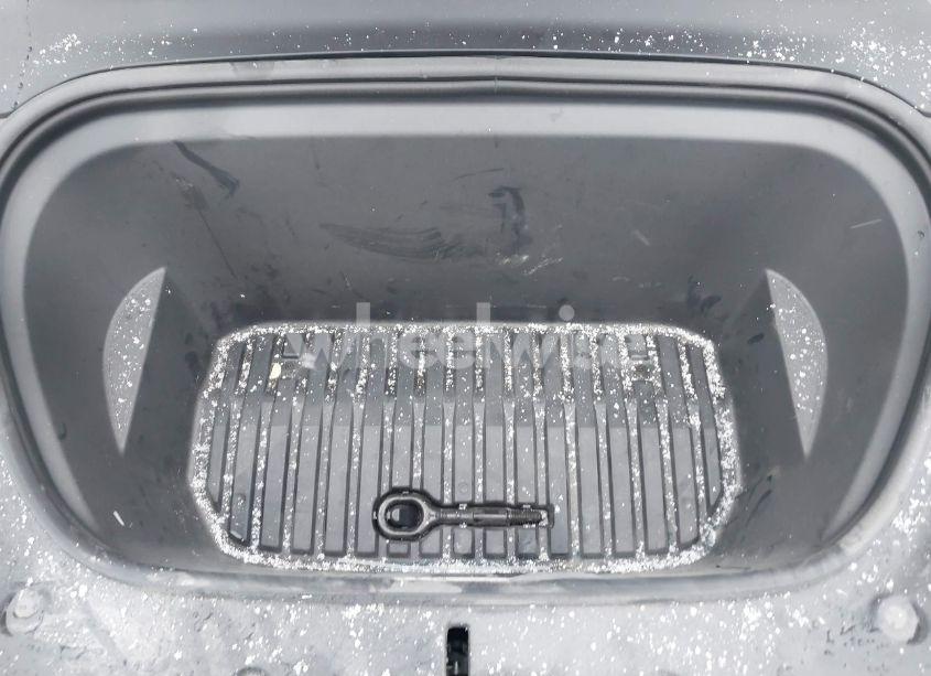 Photo 10 of 2024 Tesla Model Y LONG RANGE DUAL MOTOR ALL-WHEEL DRIVE (VIN 7SAYGAEE4RF985266)