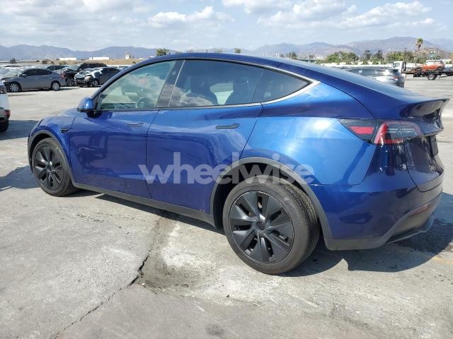 Photo 10 of 2025 TESLA MODEL Y (VIN 7SAYGAEE4SF215316)