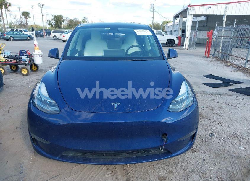 Photo 12 of 2022 Tesla Model Y LONG RANGE DUAL MOTOR ALL-WHEEL DRIVE (VIN 7SAYGAEE5NF322606)