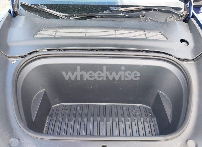 Photo 10 of 2022 Tesla Model Y LONG RANGE DUAL MOTOR ALL-WHEEL DRIVE (VIN 7SAYGAEE5NF517234)