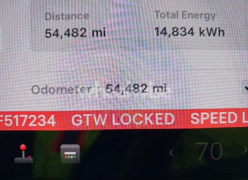 Photo 15 of 2022 Tesla Model Y LONG RANGE DUAL MOTOR ALL-WHEEL DRIVE (VIN 7SAYGAEE5NF517234)