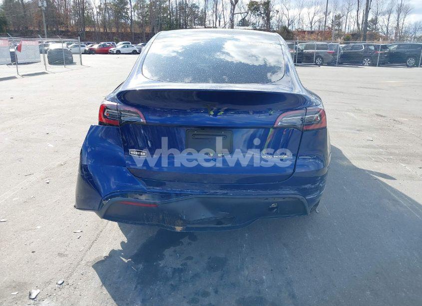 Photo 16 of 2022 Tesla Model Y LONG RANGE DUAL MOTOR ALL-WHEEL DRIVE (VIN 7SAYGAEE5NF517234)