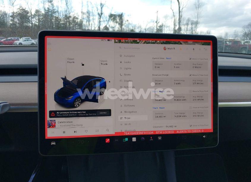 Photo 18 of 2022 Tesla Model Y LONG RANGE DUAL MOTOR ALL-WHEEL DRIVE (VIN 7SAYGAEE5NF517234)