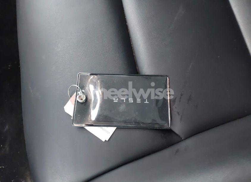 Photo 11 of 2023 Tesla Model Y AWD/LONG RANGE DUAL MOTOR ALL-WHEEL DRIVE (VIN 7SAYGAEE5PF615828)