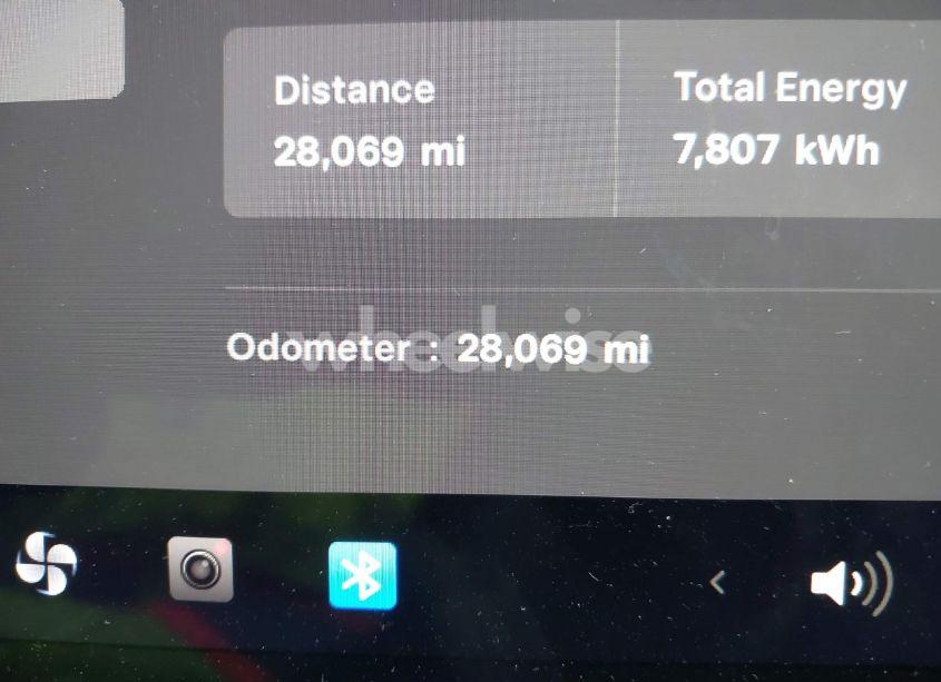 Photo 16 of 2023 Tesla Model Y AWD/LONG RANGE DUAL MOTOR ALL-WHEEL DRIVE (VIN 7SAYGAEE5PF615828)