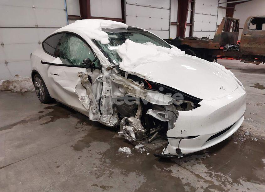 2023 Tesla Model Y AWD/LONG RANGE DUAL MOTOR ALL-WHEEL DRIVE (VIN 7SAYGAEE5PF776101) main photo