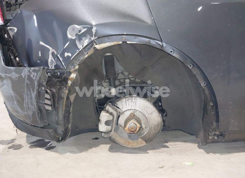 Photo 6 of 2023 Tesla Model Y AWD/LONG RANGE DUAL MOTOR ALL-WHEEL DRIVE (VIN 7SAYGAEE5PF832344)