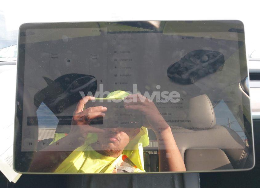 Photo 7 of 2023 Tesla Model Y AWD/LONG RANGE DUAL MOTOR ALL-WHEEL DRIVE (VIN 7SAYGAEE5PF895329)