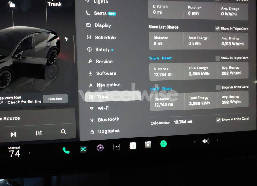 Photo 7 of 2023 Tesla Model Y AWD/LONG RANGE DUAL MOTOR ALL-WHEEL DRIVE (VIN 7SAYGAEE5PF935098)