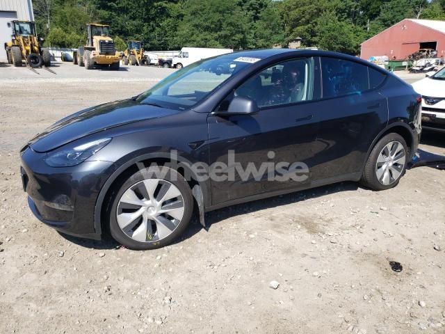 Photo 9 of 2024 TESLA MODEL Y (VIN 7SAYGAEE5RF019234)