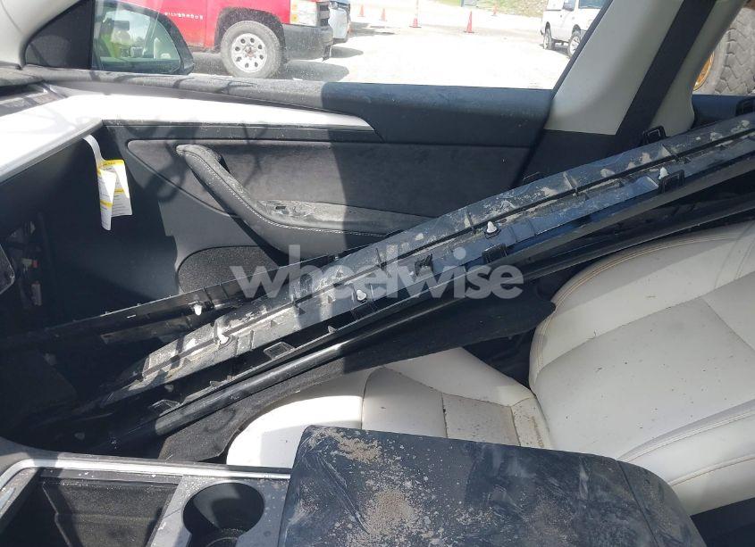 Photo 12 of 2024 Tesla Model Y LONG RANGE DUAL MOTOR ALL-WHEEL DRIVE (VIN 7SAYGAEE5RF074699)