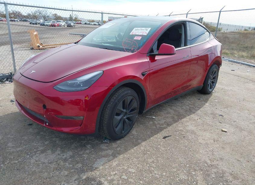 Photo 2 of 2024 Tesla Model Y LONG RANGE DUAL MOTOR ALL-WHEEL DRIVE (VIN 7SAYGAEE5RF111329)