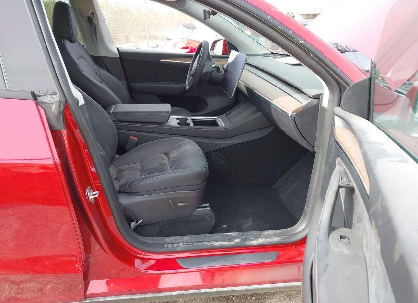 Photo 5 of 2024 Tesla Model Y LONG RANGE DUAL MOTOR ALL-WHEEL DRIVE (VIN 7SAYGAEE5RF111329)