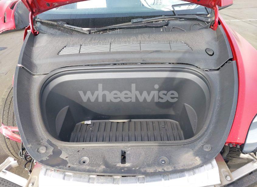 Photo 10 of 2022 Tesla Model Y LONG RANGE DUAL MOTOR ALL-WHEEL DRIVE (VIN 7SAYGAEE6NF310142)