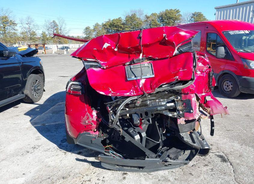 Photo 16 of 2022 Tesla Model Y LONG RANGE DUAL MOTOR ALL-WHEEL DRIVE (VIN 7SAYGAEE6NF422195)