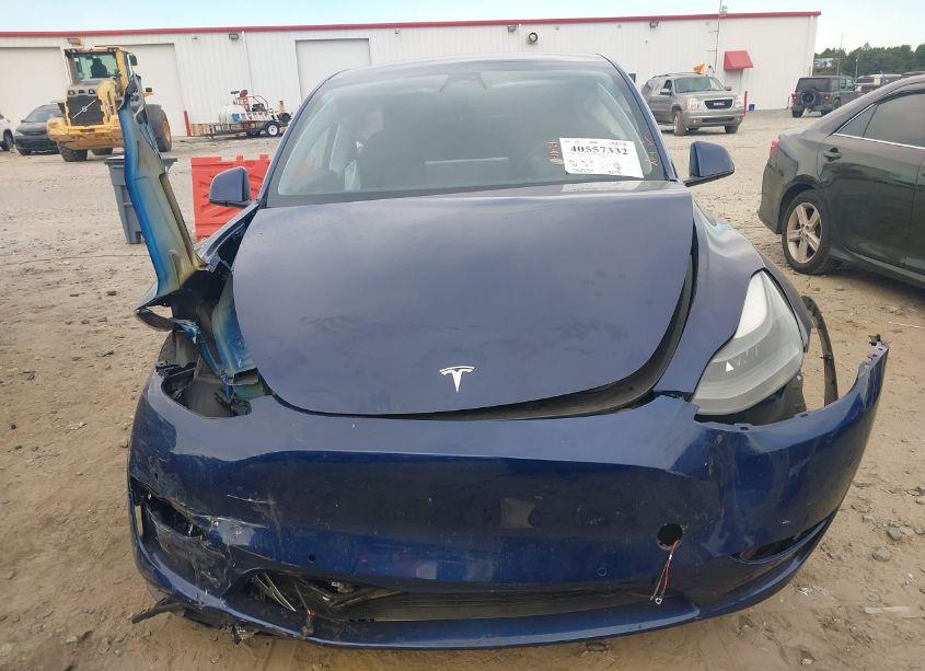 Photo 11 of 2022 Tesla Model Y LONG RANGE DUAL MOTOR ALL-WHEEL DRIVE (VIN 7SAYGAEE6NF515816)