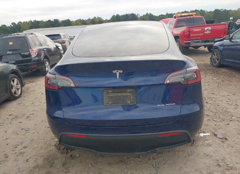 Photo 15 of 2022 Tesla Model Y LONG RANGE DUAL MOTOR ALL-WHEEL DRIVE (VIN 7SAYGAEE6NF515816)