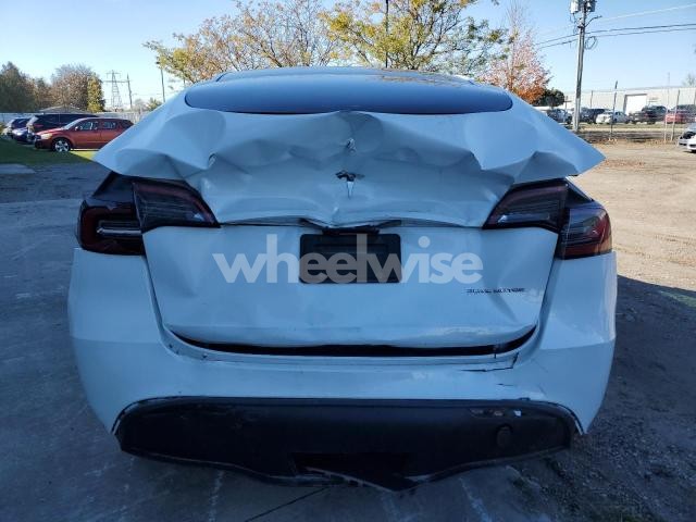 Photo 8 of 2023 TESLA MODEL Y (VIN 7SAYGAEE6PF672426)