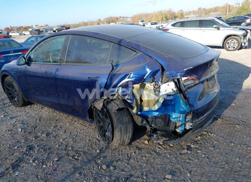 Photo 6 of 2023 Tesla Model Y AWD/LONG RANGE DUAL MOTOR ALL-WHEEL DRIVE (VIN 7SAYGAEE6PF849217)