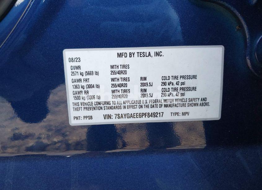 Photo 9 of 2023 Tesla Model Y AWD/LONG RANGE DUAL MOTOR ALL-WHEEL DRIVE (VIN 7SAYGAEE6PF849217)