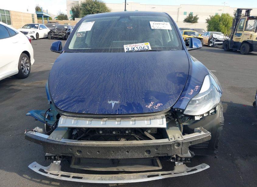 Photo 13 of 2023 Tesla Model Y AWD/LONG RANGE DUAL MOTOR ALL-WHEEL DRIVE (VIN 7SAYGAEE6PF892570)