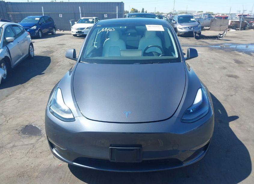 Photo 13 of 2023 Tesla Model Y AWD/LONG RANGE DUAL MOTOR ALL-WHEEL DRIVE (VIN 7SAYGAEE6PF967509)