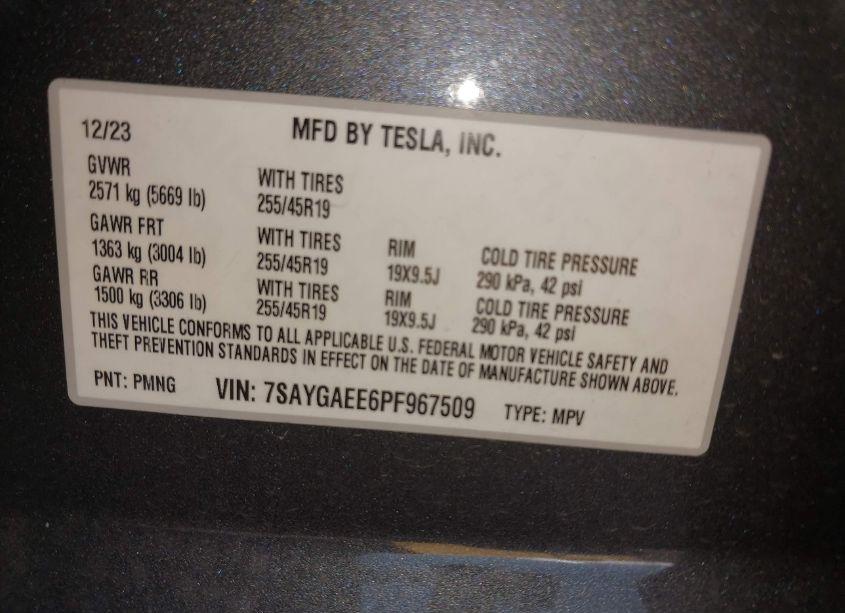 Photo 9 of 2023 Tesla Model Y AWD/LONG RANGE DUAL MOTOR ALL-WHEEL DRIVE (VIN 7SAYGAEE6PF967509)