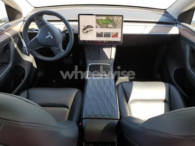 Photo 5 of 2024 TESLA MODEL Y (VIN 7SAYGAEE6RF149068)