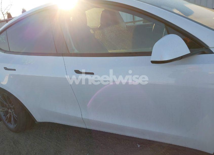 Photo 14 of 2024 Tesla Model Y LONG RANGE DUAL MOTOR ALL-WHEEL DRIVE (VIN 7SAYGAEE6RF206658)