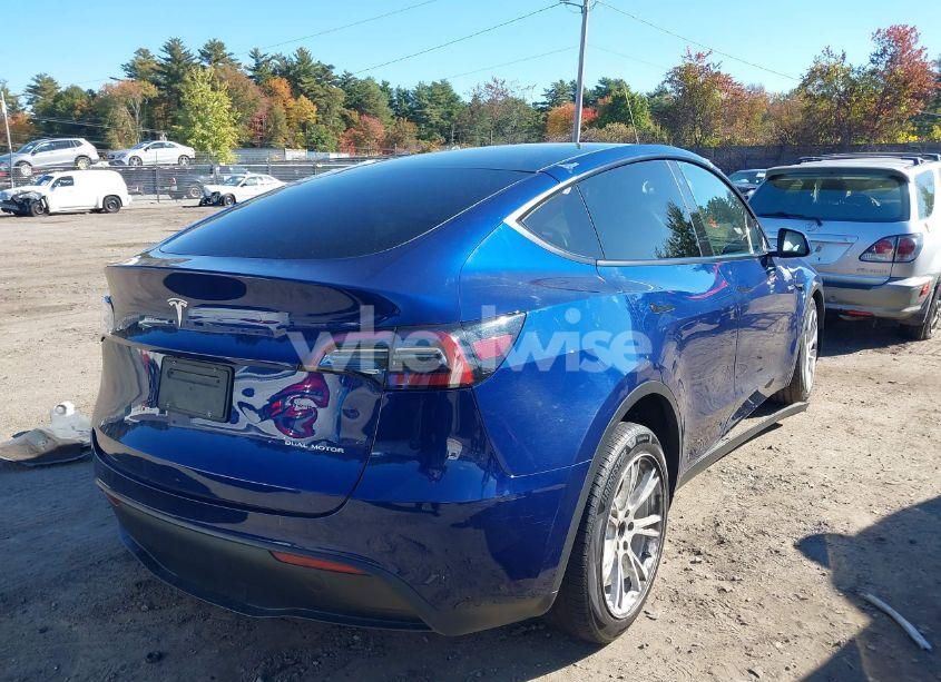 Photo 4 of 2023 Tesla Model Y (VIN 7SAYGAEE7PF611442)