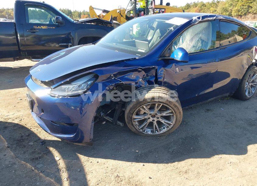 Photo 6 of 2023 Tesla Model Y (VIN 7SAYGAEE7PF611442)