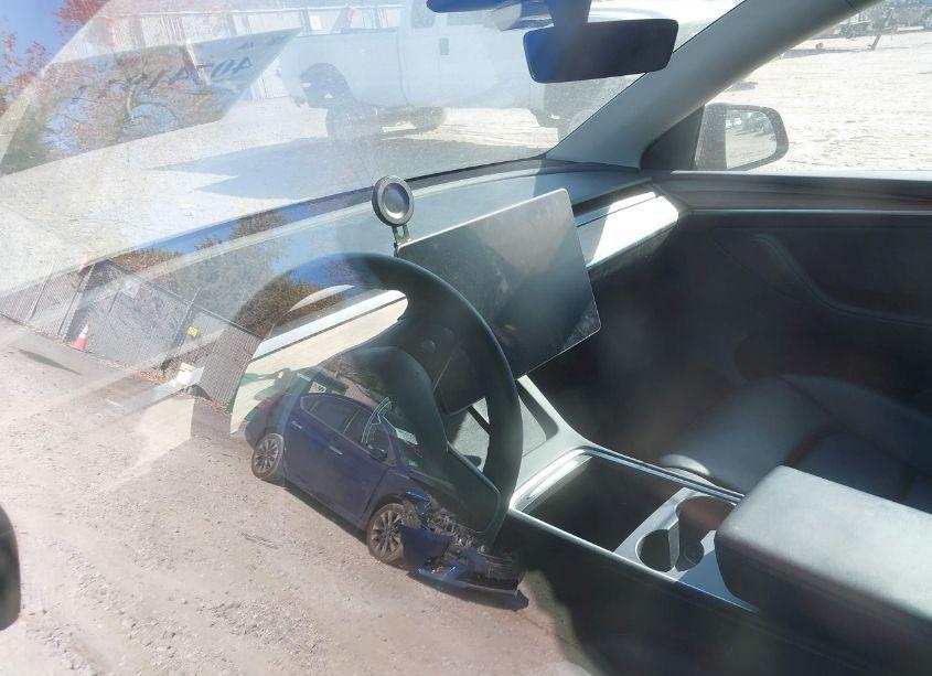 Photo 15 of 2023 Tesla Model Y AWD/LONG RANGE DUAL MOTOR ALL-WHEEL DRIVE (VIN 7SAYGAEE7PF613000)