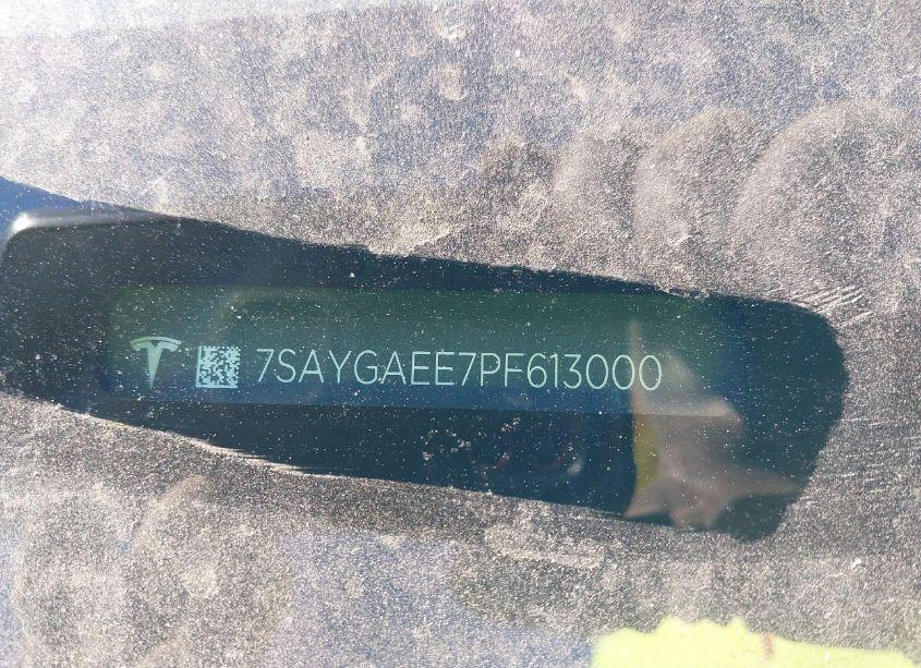 Photo 9 of 2023 Tesla Model Y AWD/LONG RANGE DUAL MOTOR ALL-WHEEL DRIVE (VIN 7SAYGAEE7PF613000)