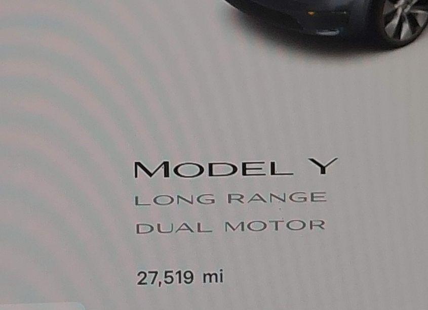 Photo 16 of 2023 Tesla Model Y AWD/LONG RANGE DUAL MOTOR ALL-WHEEL DRIVE (VIN 7SAYGAEE7PF623932)