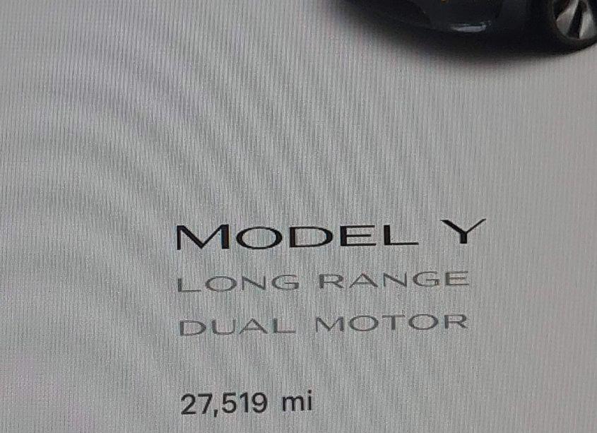 Photo 7 of 2023 Tesla Model Y AWD/LONG RANGE DUAL MOTOR ALL-WHEEL DRIVE (VIN 7SAYGAEE7PF623932)