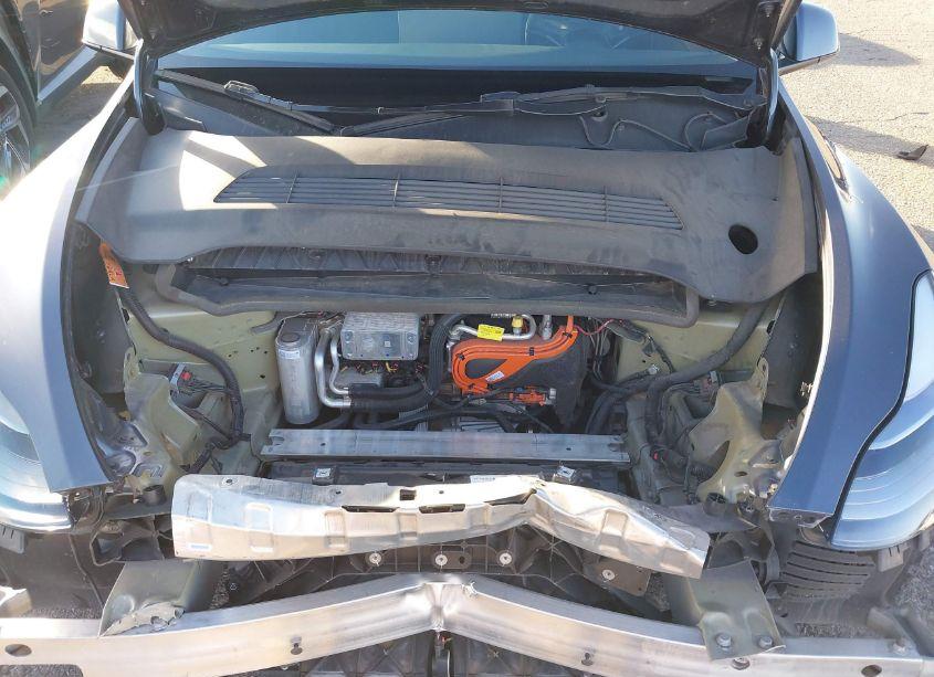 Photo 10 of 2023 Tesla Model Y AWD/LONG RANGE DUAL MOTOR ALL-WHEEL DRIVE (VIN 7SAYGAEE7PF715171)