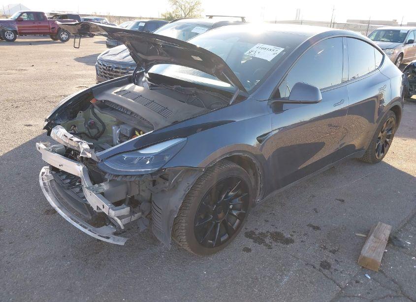 Photo 2 of 2023 Tesla Model Y AWD/LONG RANGE DUAL MOTOR ALL-WHEEL DRIVE (VIN 7SAYGAEE7PF715171)