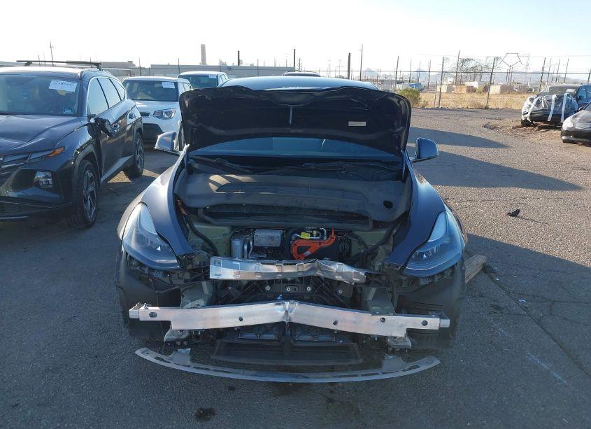 Photo 6 of 2023 Tesla Model Y AWD/LONG RANGE DUAL MOTOR ALL-WHEEL DRIVE (VIN 7SAYGAEE7PF715171)