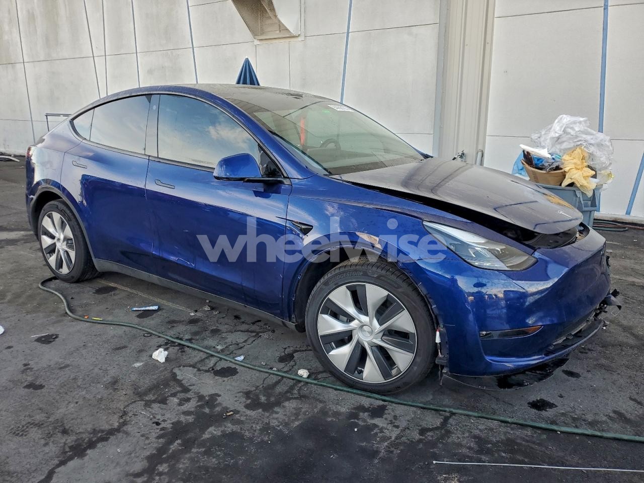 Photo 4 of 2023 TESLA MODEL Y (VIN 7SAYGAEE7PF759476)