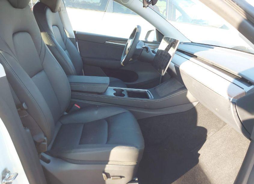 Photo 5 of 2024 Tesla Model Y LONG RANGE DUAL MOTOR ALL-WHEEL DRIVE (VIN 7SAYGAEE7RF114717)