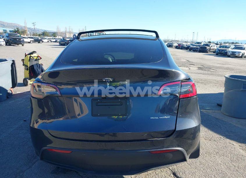 Photo 15 of 2024 Tesla Model Y LONG RANGE DUAL MOTOR ALL-WHEEL DRIVE (VIN 7SAYGAEE7RF126351)