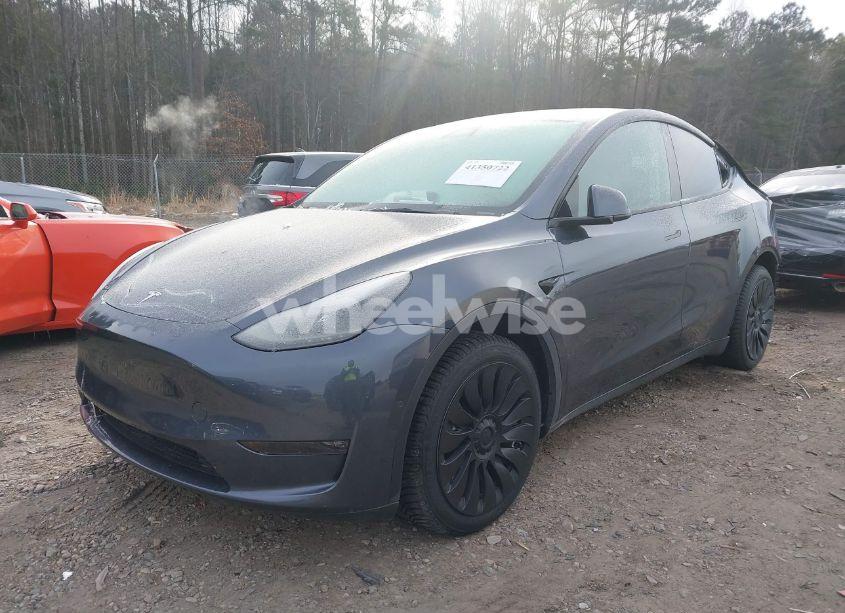 Photo 2 of 2022 Tesla Model Y LONG RANGE DUAL MOTOR ALL-WHEEL DRIVE (VIN 7SAYGAEE8NF531189)